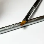 Premium Oval Gel Brush 111